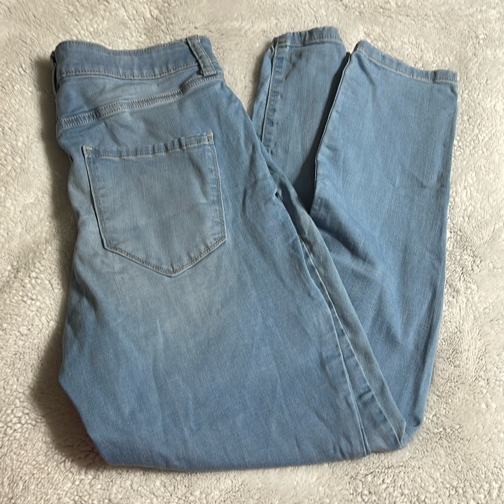 Ripped Arizona jeans size 11